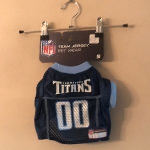 NFL  Dog Jersey Tennessee Titans Size XS NWT